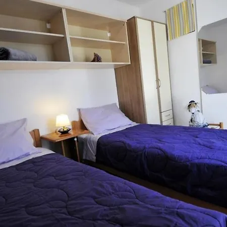 Katarina - One-bedroom With Terrace And Garden View Appartement