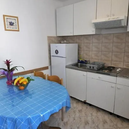 Διαμέρισμα Katarina - One-bedroom With Terrace And Garden View